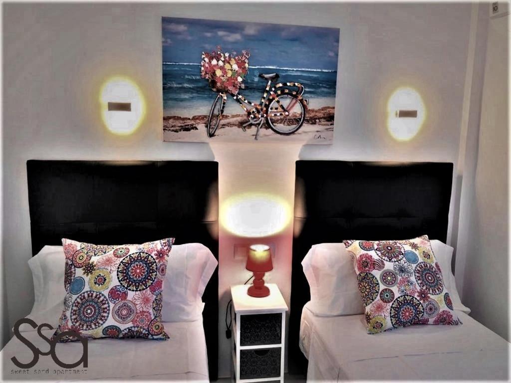 My Sweet Red Apartment Benidorm Esterno foto