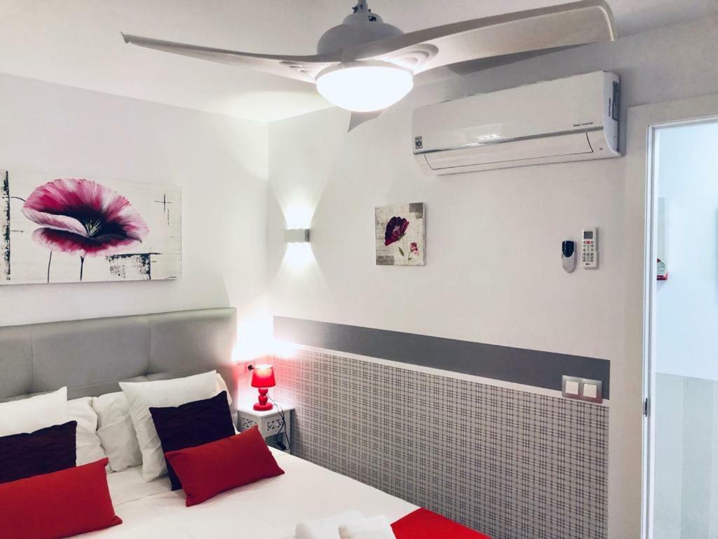 My Sweet Red Apartment Benidorm Esterno foto